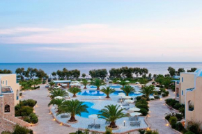  Santo Miramare Beach Resort  Фира